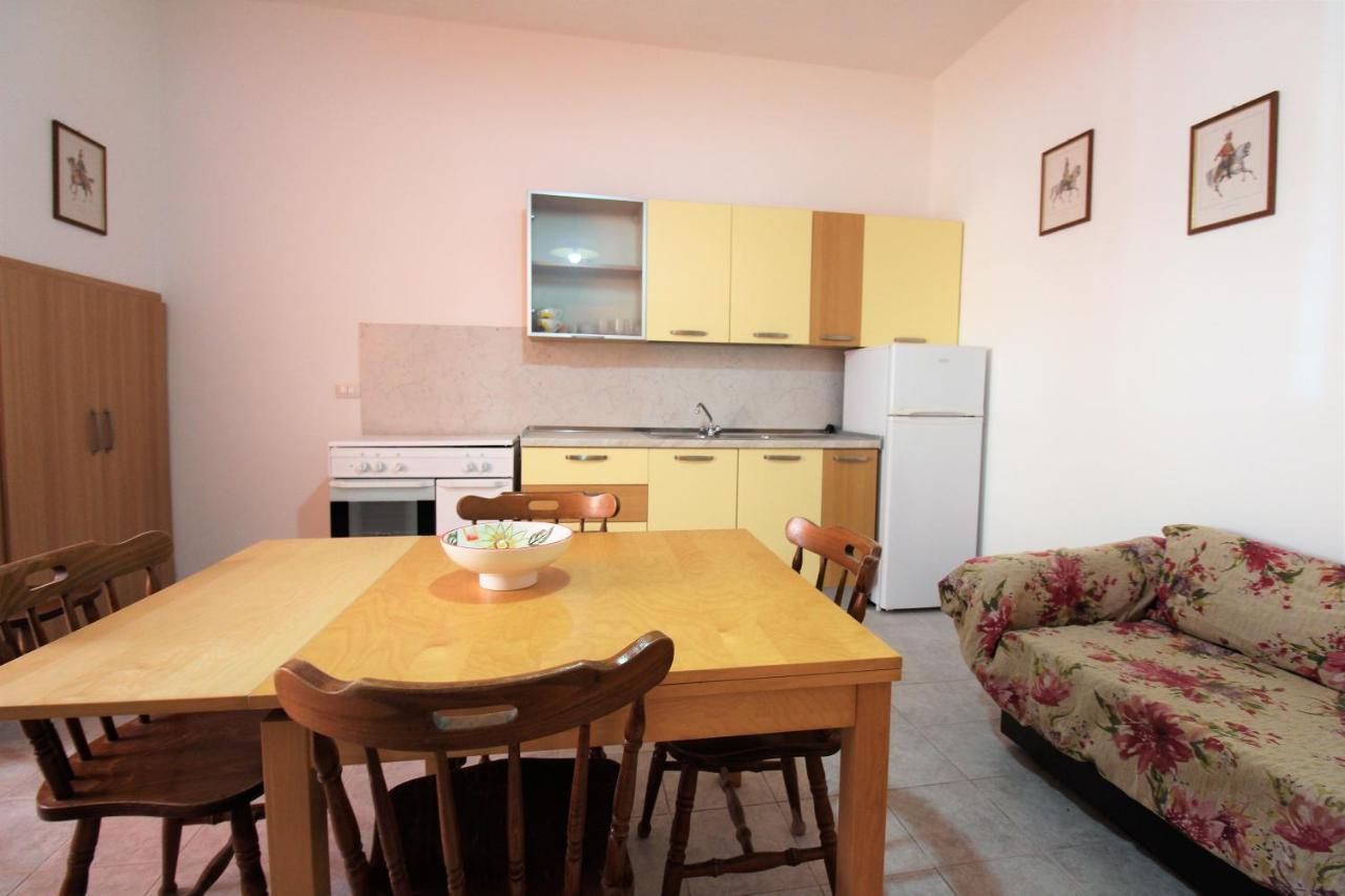 Appartement Trilocale Arancione Climatizzato Con Terrazza Panoramica à Torre San Giovanni Extérieur photo